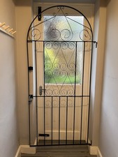 Garden Gate Full Height Scroll