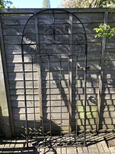 Arched metal garden gate - , 1.8